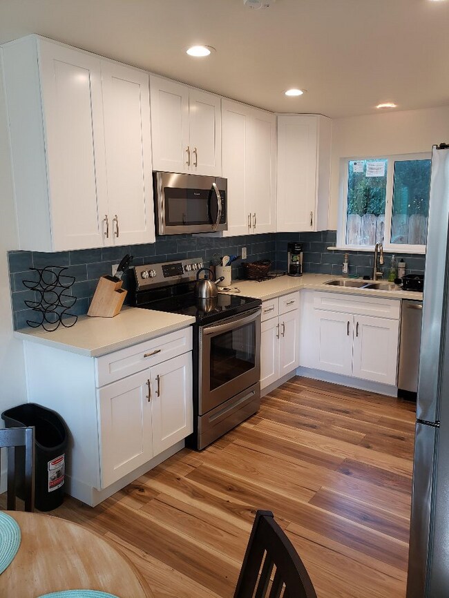 1152 17th Ave unit 1152A, Redwood City, CA 94063 - photo 4