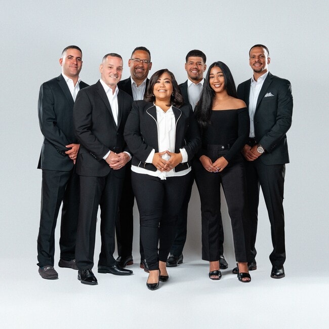 Olivares & Molina Team