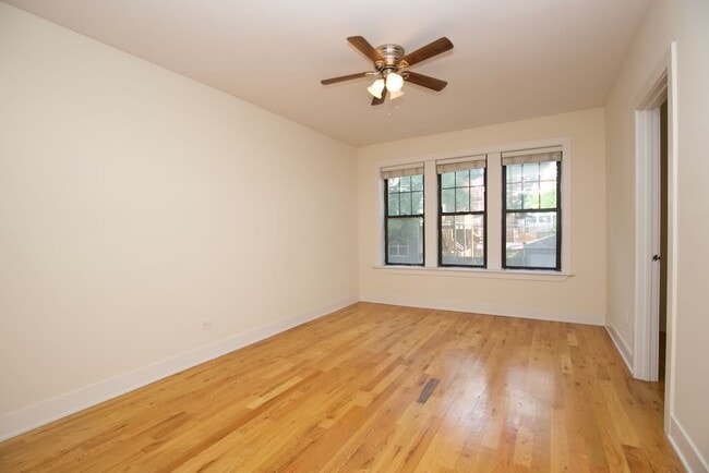 1450 W Byron St unit 1, Chicago, IL 60613 - photo 5