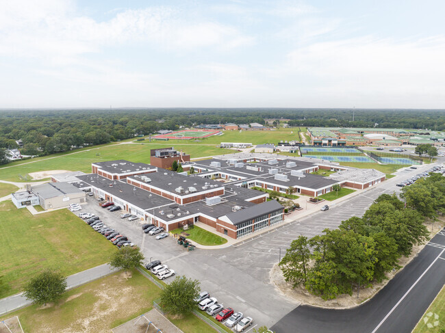 William Paca Middle School has parking on the left side of the school.