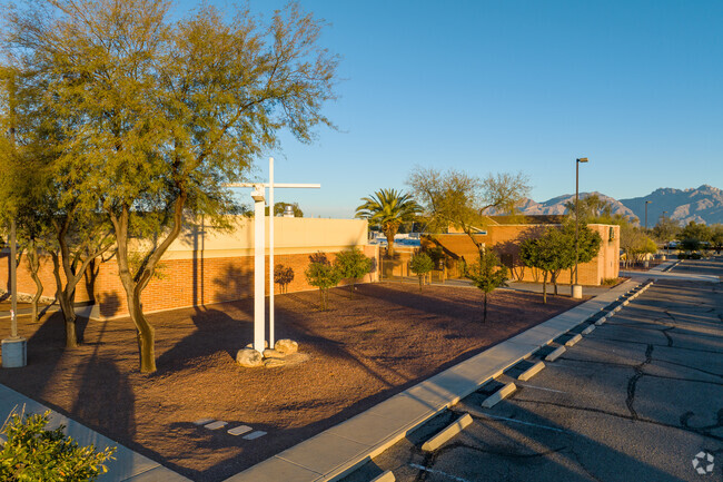 Fountain of Life Lutheran School sits off of Kolb Road.
