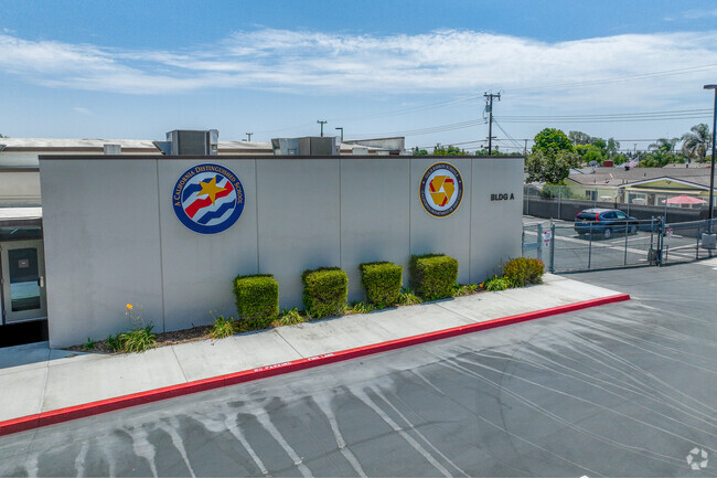 Holder Elementary is a California Distinguished School.