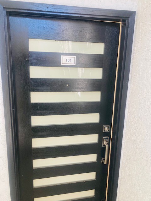 11905 Avon Way unit 101, Los Angeles, CA 90066 - photo 3