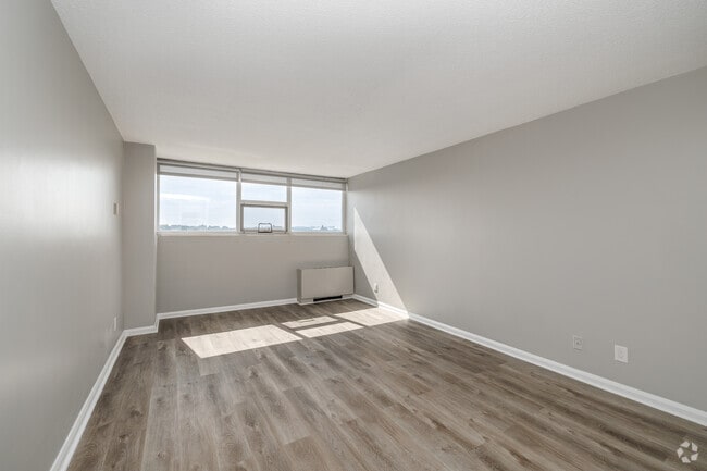 Regency Tower, Syracuse, NY 13203 - photo 5