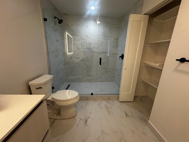 134 SE 2nd Ave unit A2, Dania, FL 33004 - photo 7