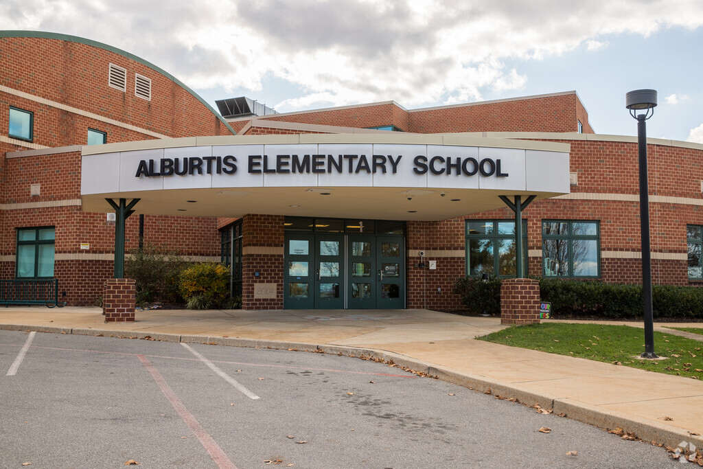 Alburtis Elementary School provides education in the neighborhood of 
Lower Macungie West.