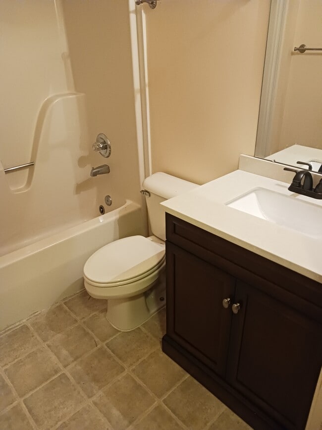 2557 John R St, Detroit, MI 48201 - photo 5