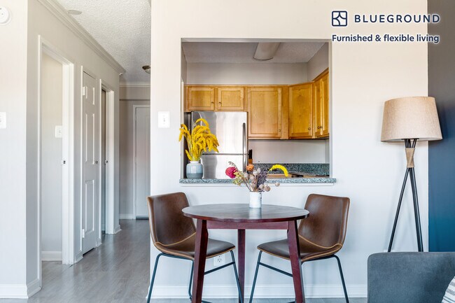 1325 15th St NW unit FL5-ID260, Washington, DC 20005 - photo 5