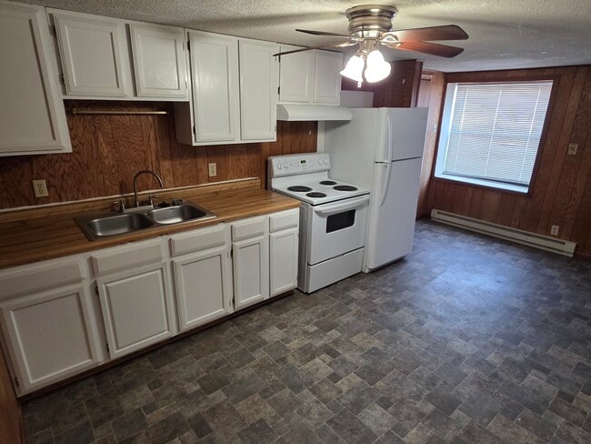 105 S Elson St unit 1, Kirksville, MO 63501 - photo 2