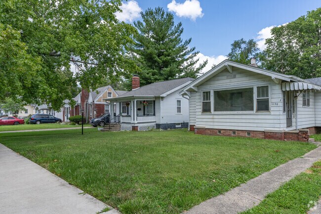 Some residents enjoy spacious front lawns in Johns Hill.
