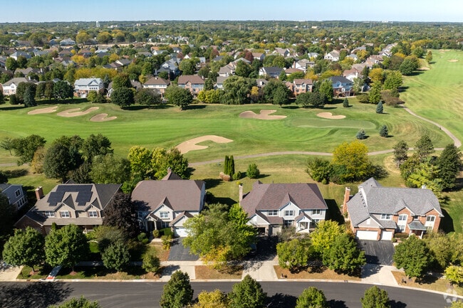 Gregg’s Landing is a golf course community 40 miles north of Chicago.