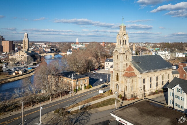 See the beauty of Blackstone River Valley and Temple of Restoration’s in Pawtucket, RI.
