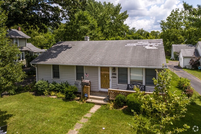 Ranch-Style built in the 1940s and 50s are prominent in East Linden. 01