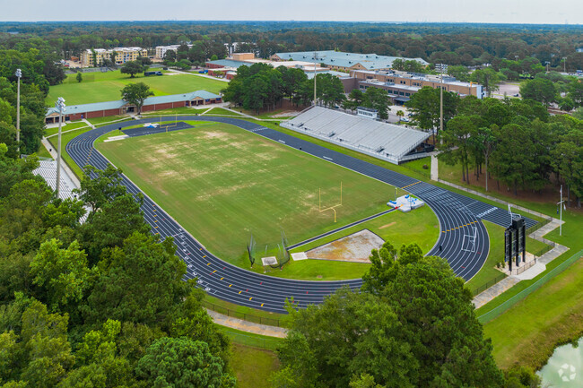 West Ashley High School, Charleston SC Rankings & Reviews - Homes.com