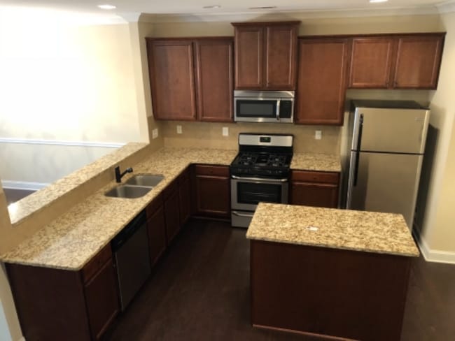 955 Firethorne Pass, Cumming, GA 30040 - photo 3