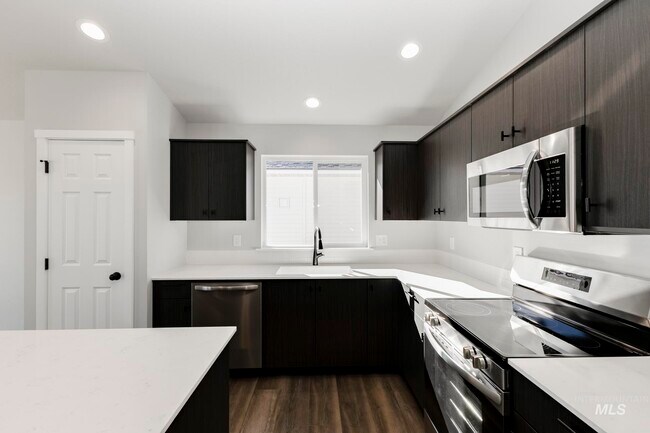 308 N Coltsfoot Ave, Kuna, ID 83634 - photo 4