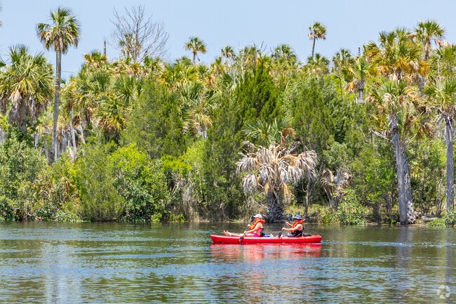 You can find great kayaking all around Hernando Beach.