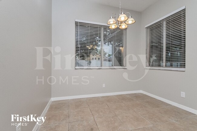 1102 Lumsden Trace Cir, Valrico, FL 33594 - photo 4