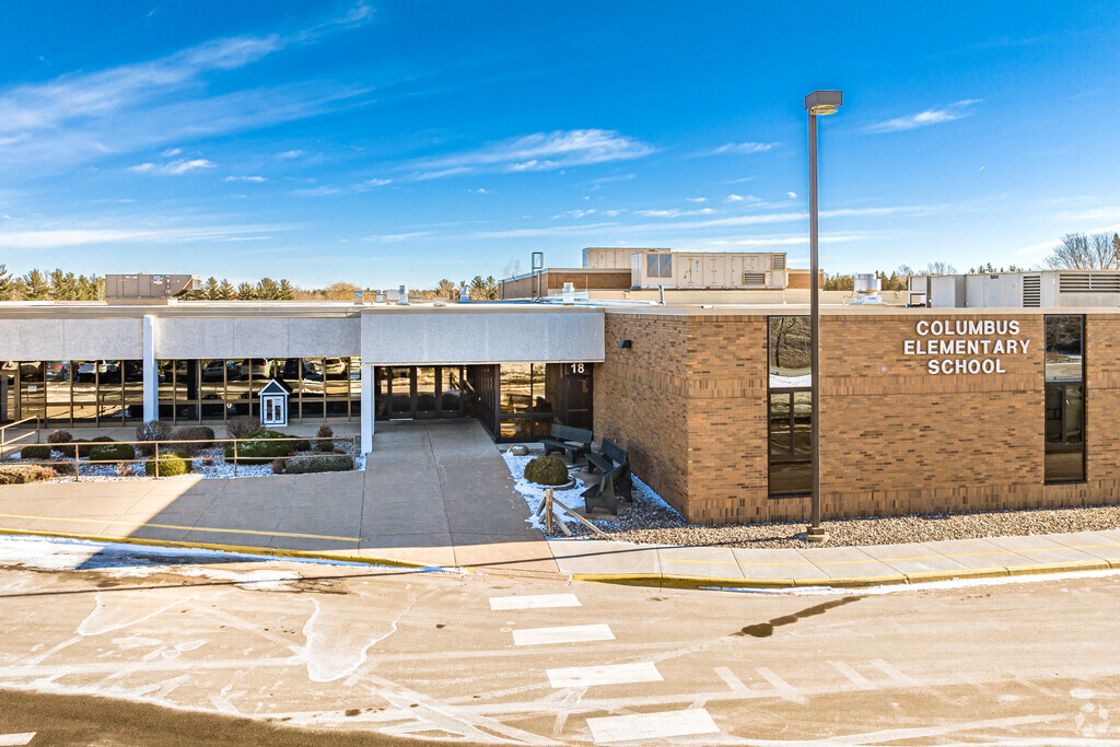 Columbus Elementary School is located in Forest Lake, Mn