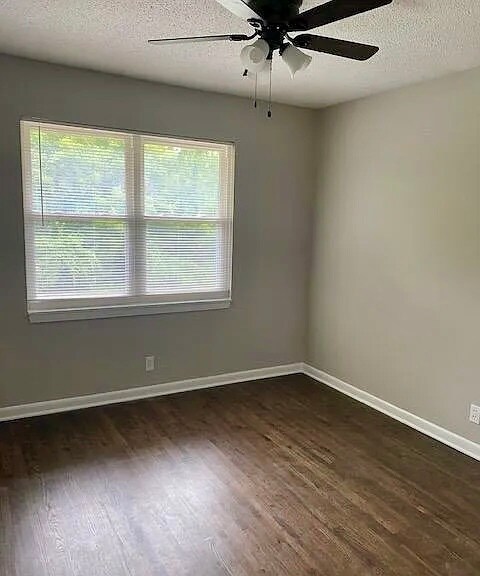 415 S Sugar Creek Blvd, Sugar Creek, MO 64054 - photo 6