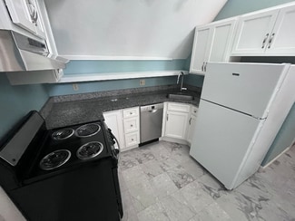 410 N State St Unit 5, Concord, NH 03301