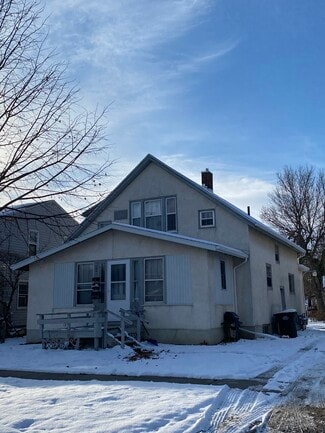 516 Ann St SE Unit 2, Willmar, MN 56201