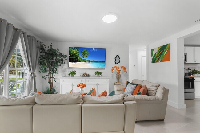 3880 NW 5th St, Fort Lauderdale, FL 33311 - photo 5