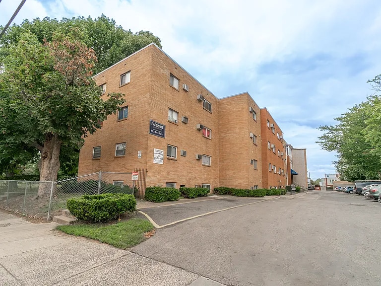 4615 Leiper St unit 10, Philadelphia, PA 19124 - photo 1