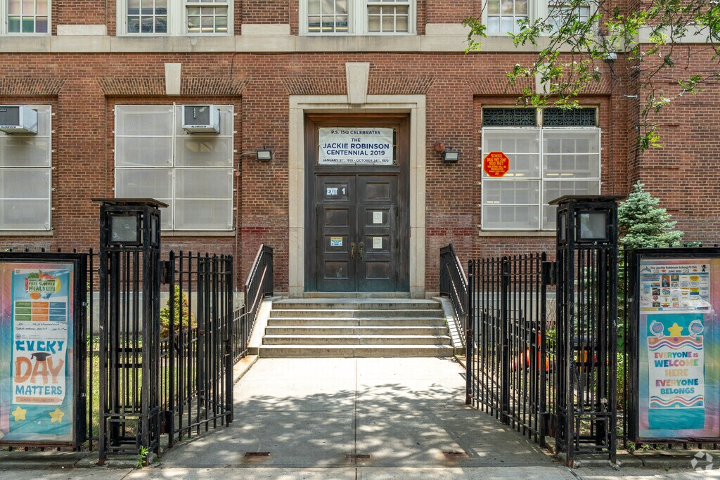 The main entrance to P.S. 015 Jackie Robinson is located on Lucas St.