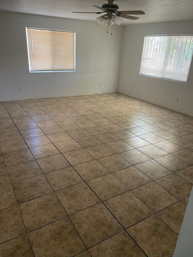 3027 N Geronimo Ave, Tucson, AZ 85705 - photo 3