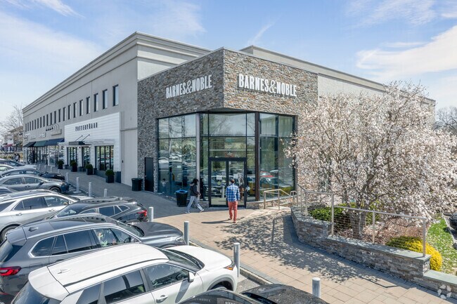 The Barnes & Noble near Ward Acres in the Vernon Hills Shopping Center is a flagship location and has a highly regarded food kitchen.