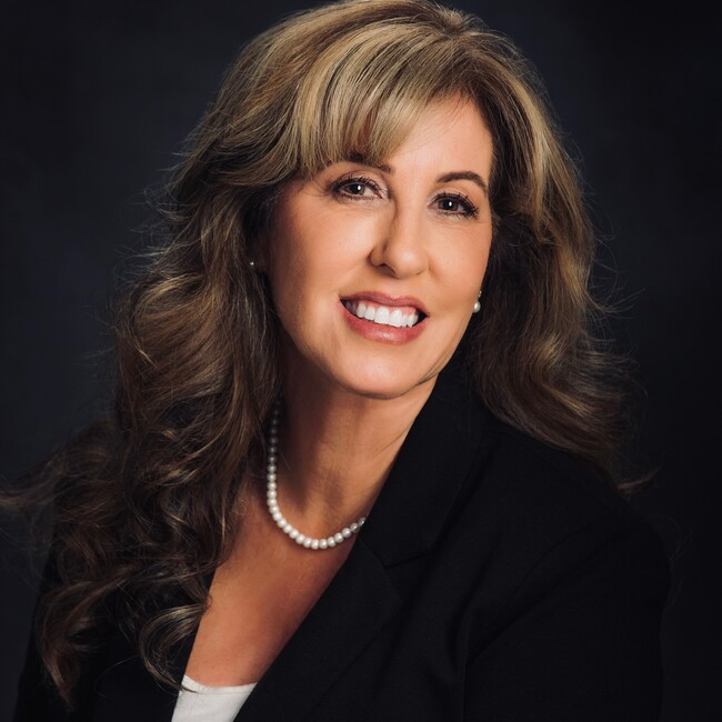 KERRY McCULLAR