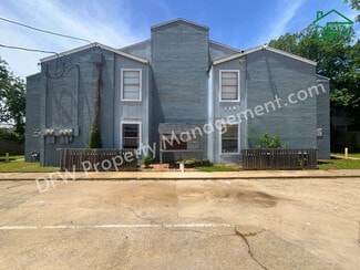 219 Fry St, Denton, TX 76201