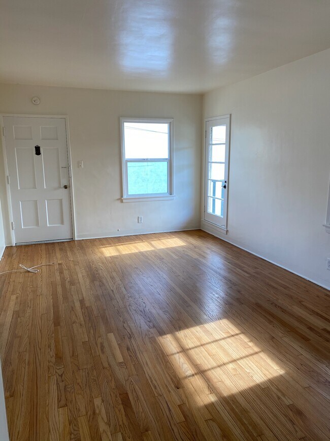 4557 Alumni Ave unit 1, Los Angeles, CA 90041 - photo 4