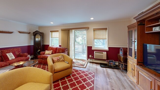 10 Glen Hollow Dr unit C1, Holtsville, NY 11742 - photo 3