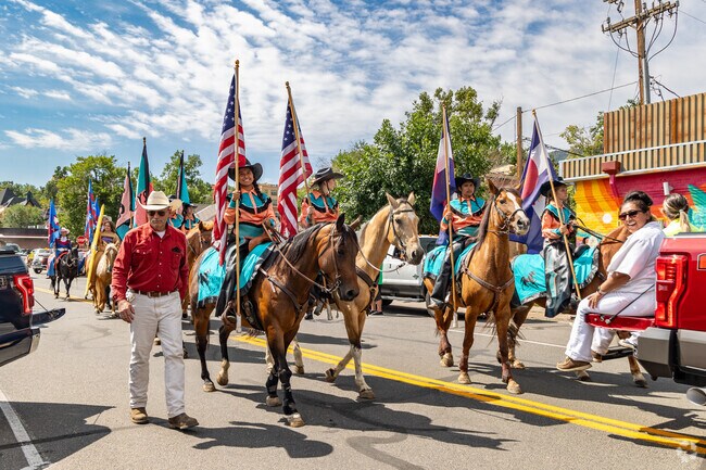Come see horses march through town at the Buffalo Bill Days event in Downtown Golden.