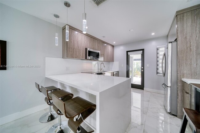 8620 SW 128th St, Miami, FL 33156 - photo 5