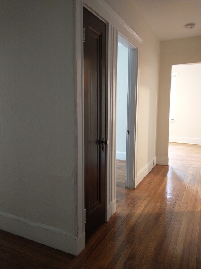 53 Fellsway W unit 1, Medford, MA 02155 - photo 5