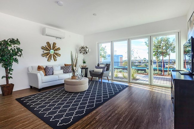 2BR, 1.5BA Penthouse Living Room