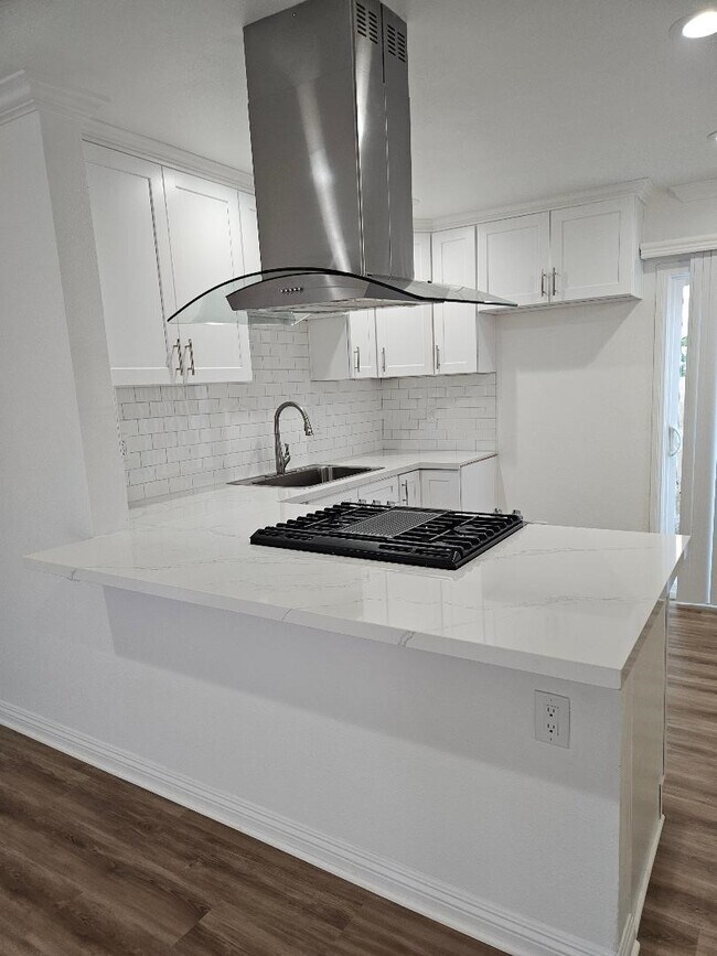 8111 Page St, Buena Park, CA 90621