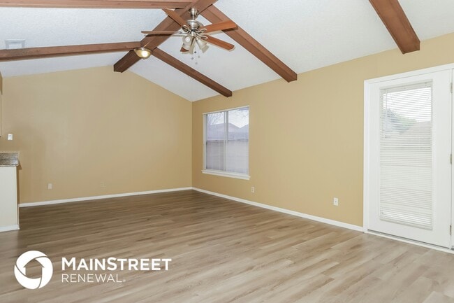 12427 Constitution Dr, San Antonio, TX 78233 - photo 4