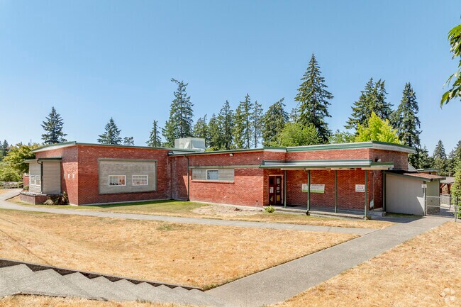 Discovery Montessori School