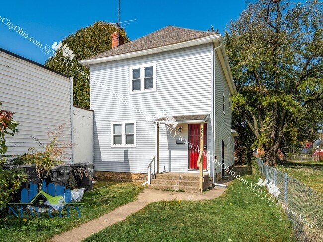 753 1 2-878-872 Sullivant Ave unit 878 1/2 (Front), Columbus, OH 43222 - photo 5