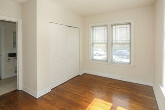 3824 N Sheffield Ave, Chicago, IL 60613