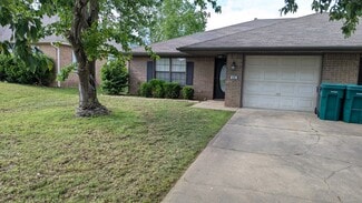 809 E Eastview Dr Unit 809, Rogers, AR 72758
