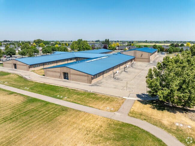 Student courtyards at Lewis and Clark Elementary.