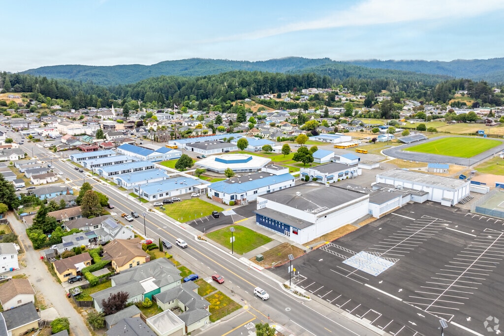 Fortuna Union High School is a beautiful campus.