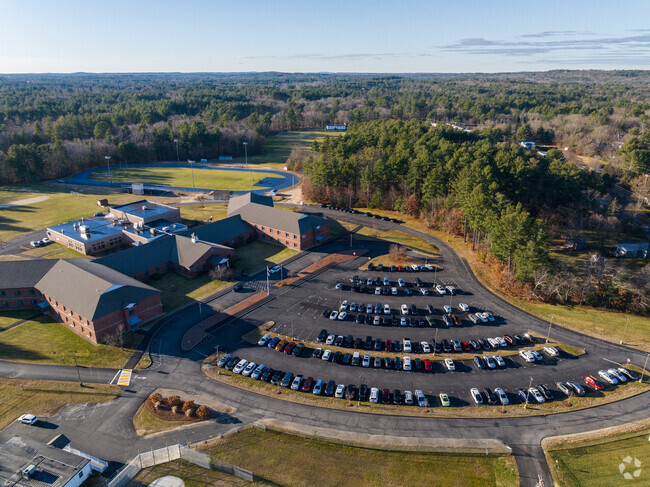 Pelham Elementary School in Pelham, NH serves grades K-5.