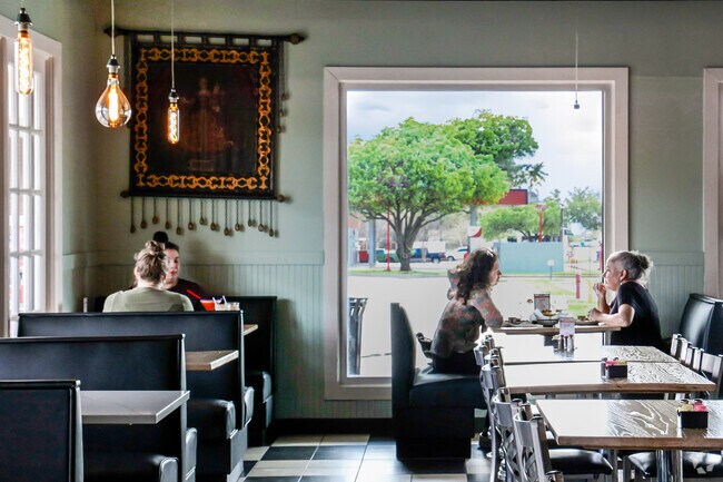 Macarena Taco Shop & Margarita Bar in Bedford offers Mexican cuisine.