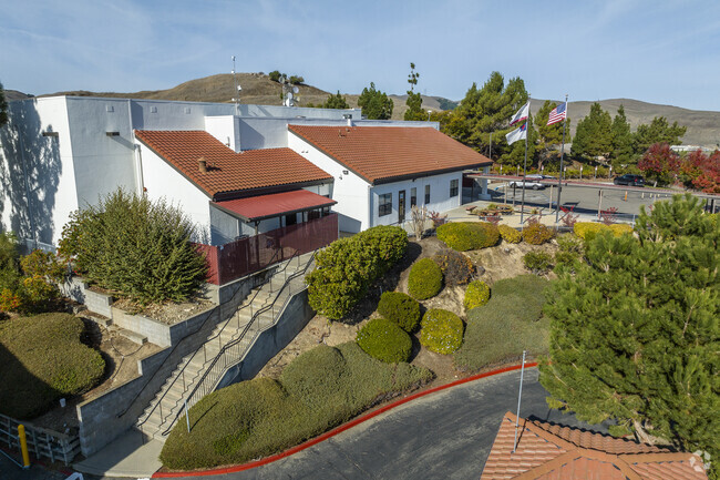 Valley Christian Elementary School is part of the Valley Christian Schools complex.